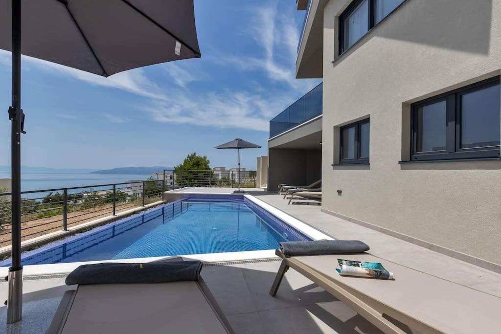 Vip With Pool Villa *