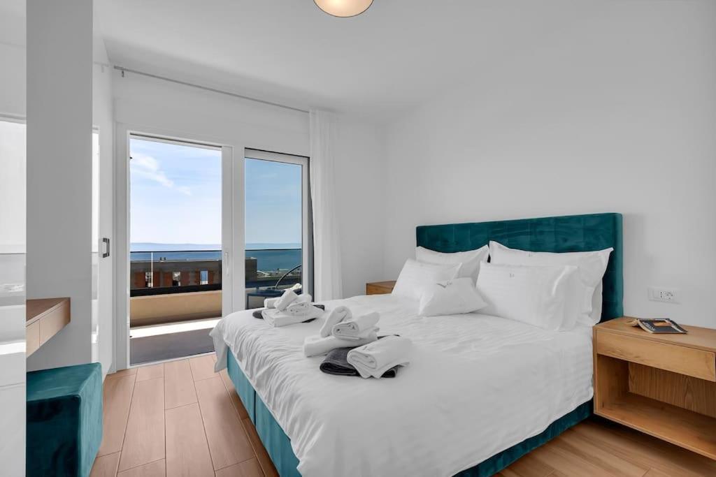 Vip With Pool Villa Makarska
